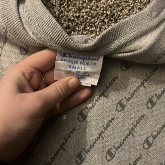 Champion pullover - Picture 3 of 3